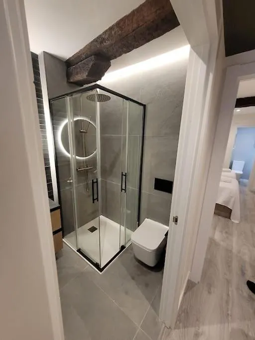 ビルバオPiso Boutique A Un Minuto Del Casco Viejoアパートメント 0*, ビルバオ